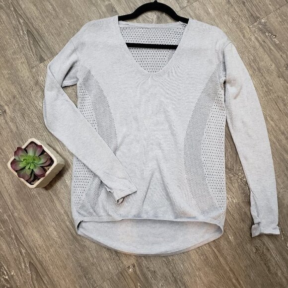 Lululemon Still Movement Sweater Heathered Dawn Blue Sz 6 - Picture 1 of 10